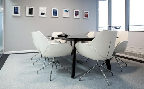 Как выбрать идеальные стулья для посетителей в офис