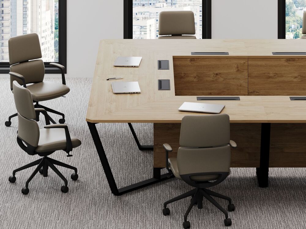 Столы для переговоров STEEL MEET