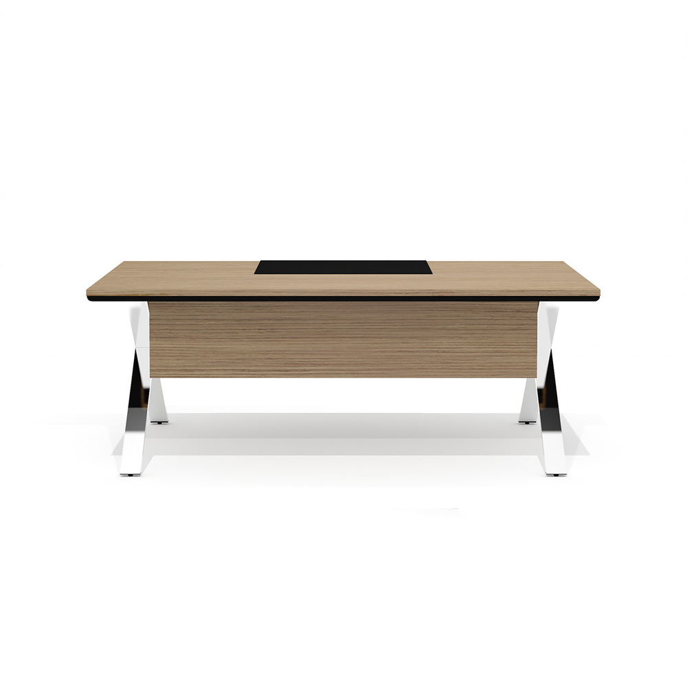 Стол руководителя с траверсом на металлическом каркасе