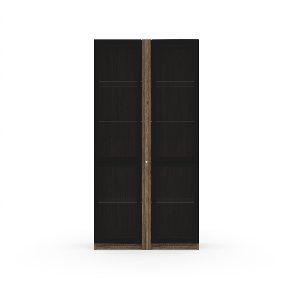 Шкаф со стеклянными дверьми