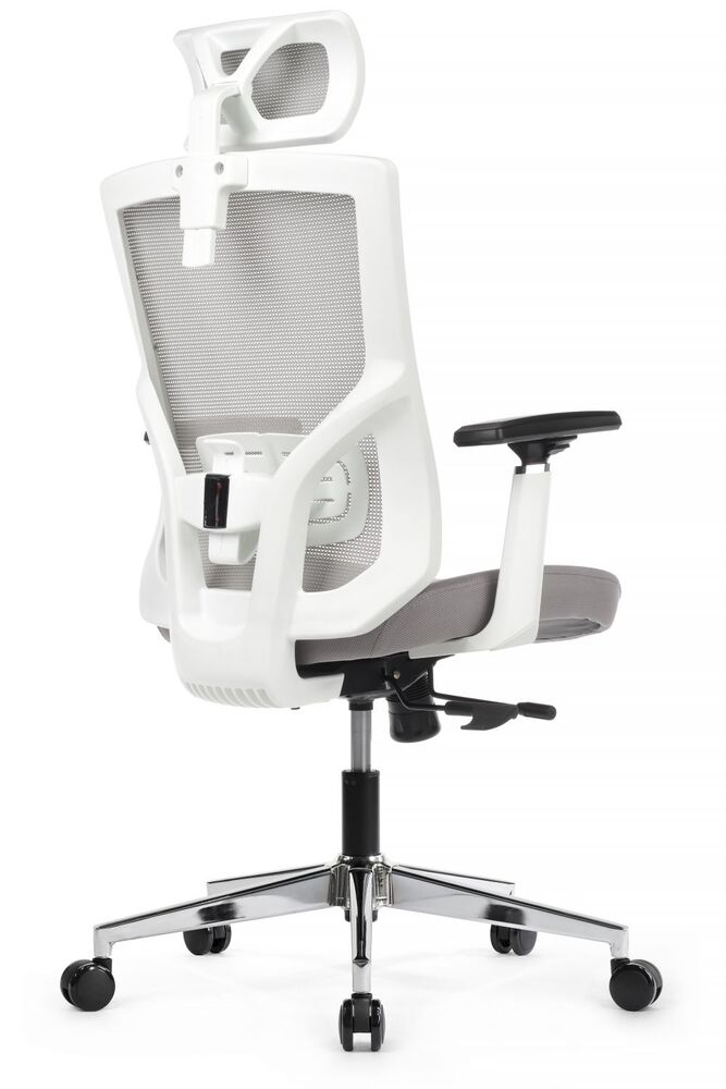 Кресло руководителя Step