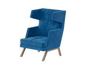 Кресло высокое с декором из пуговиц