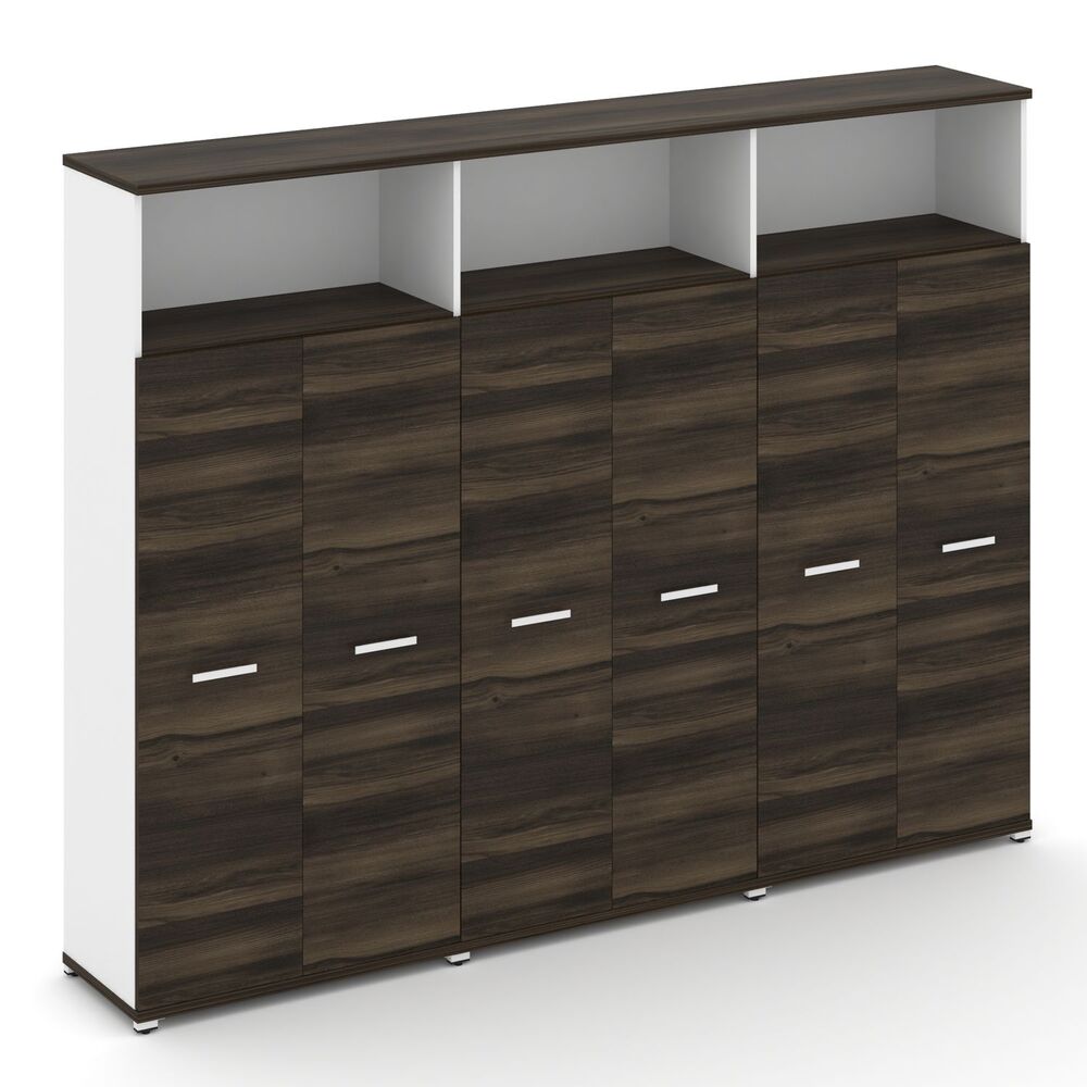 Шкаф три широкие секции, 5 ниш