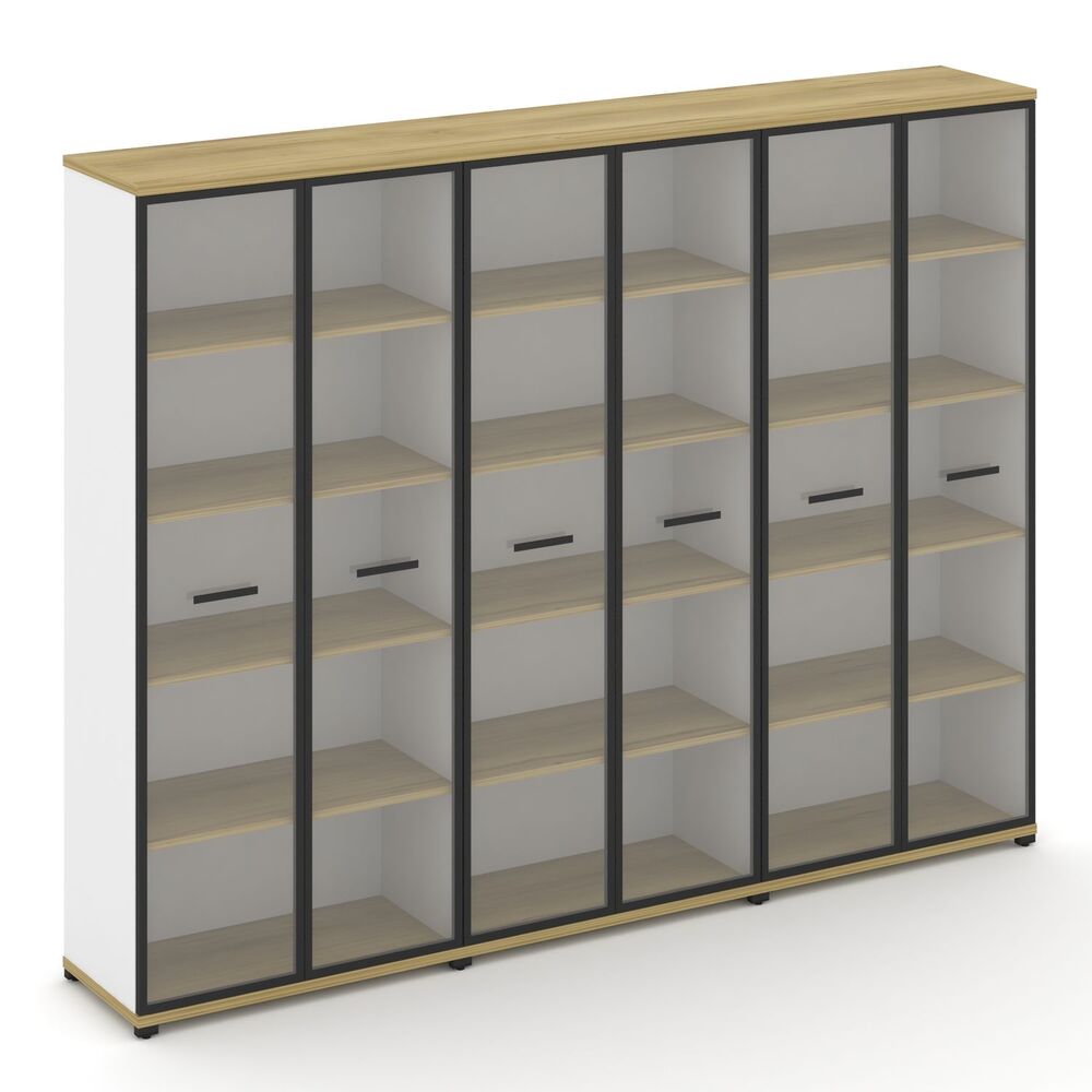 Шкаф три широкие секции, 5 ниш