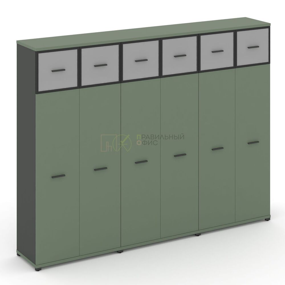 Шкаф три широкие секции, 5 ниш