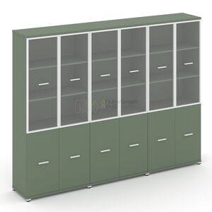 Шкаф три широкие секции, 5 ниш