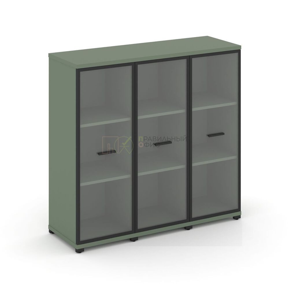 Шкаф три узкие секции, 3 ниши