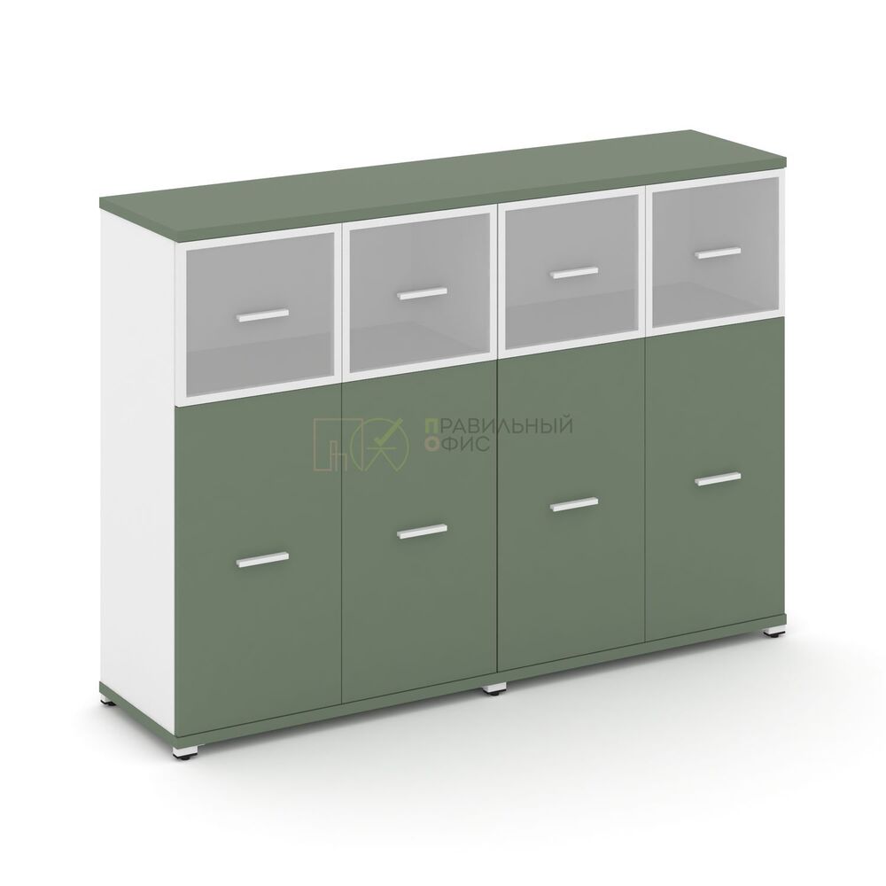 Шкаф две широкие секции, 3 ниши