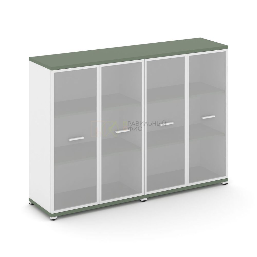 Шкаф две широкие секции, 3 ниши