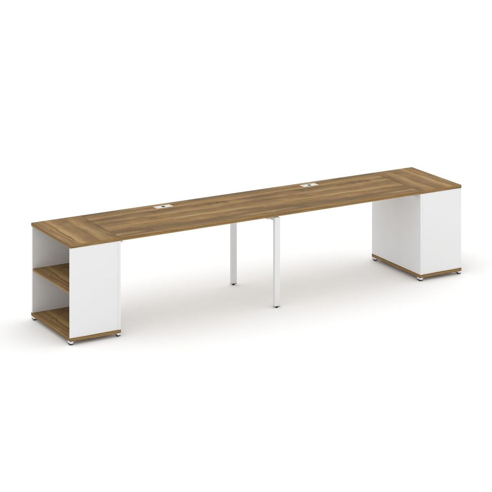 Рабочая станция с опорными стеллажами