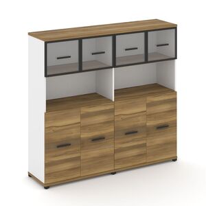 Шкаф две широкие секции, 4 ниши