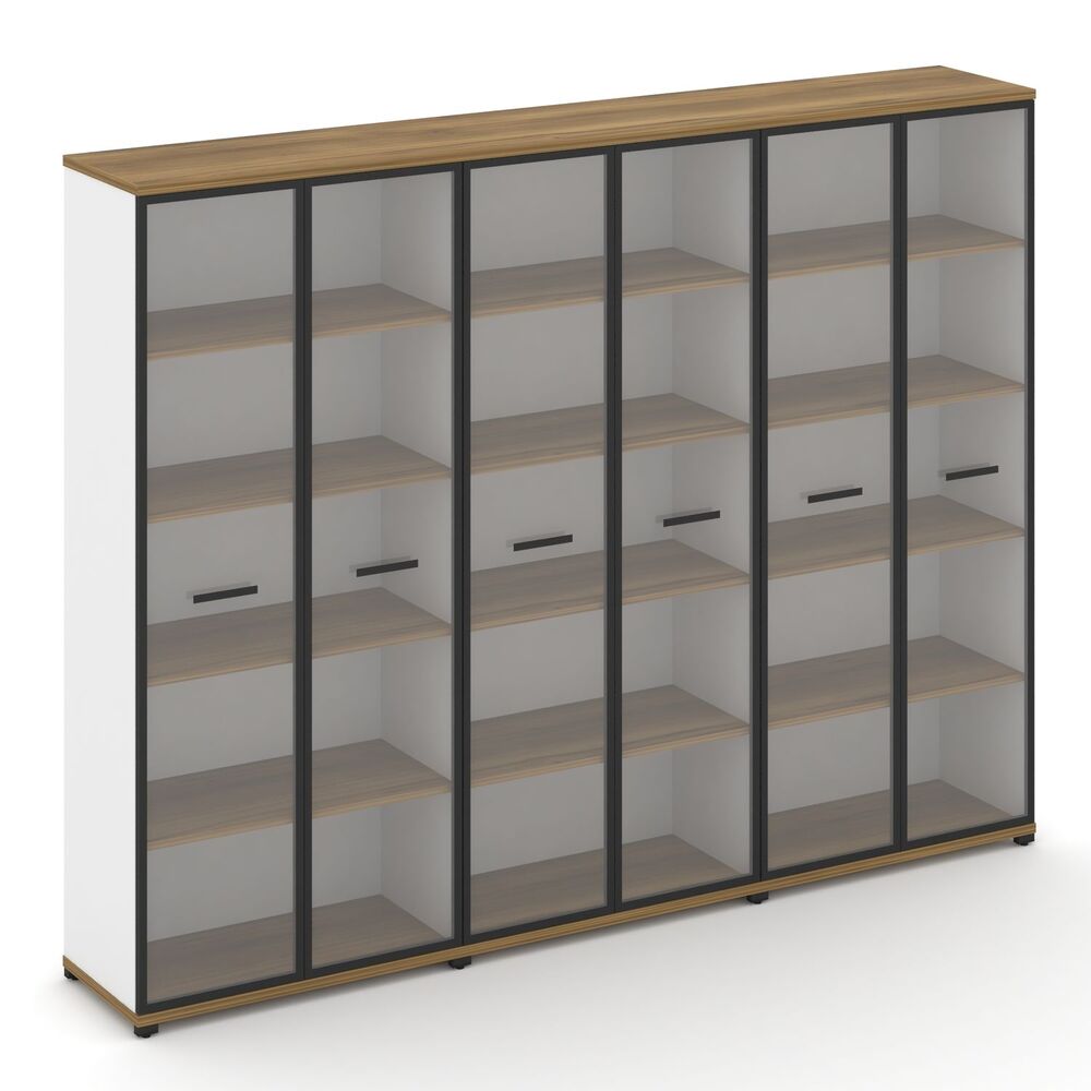 Шкаф три широкие секции, 5 ниш