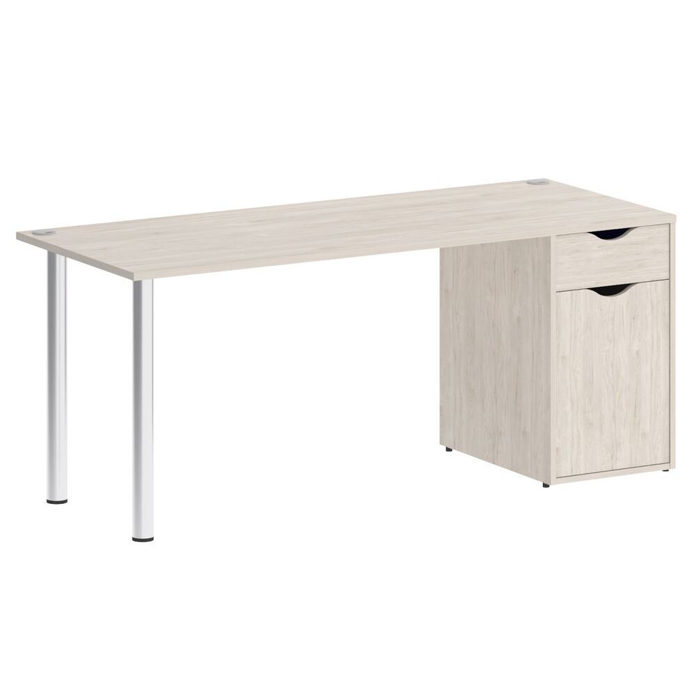 Стол письменный (опоры хром)