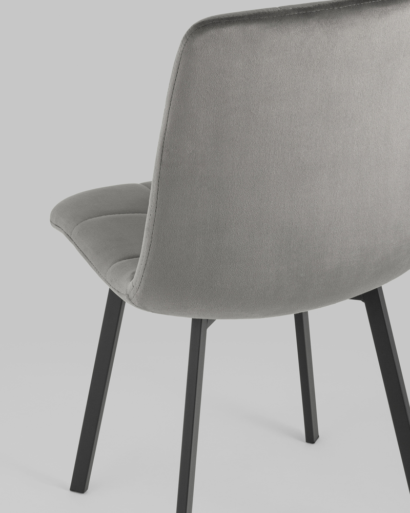 Комплект из четырех стульев