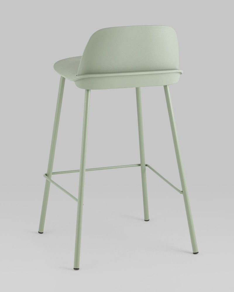 Комплект из четырех стульев полубарных