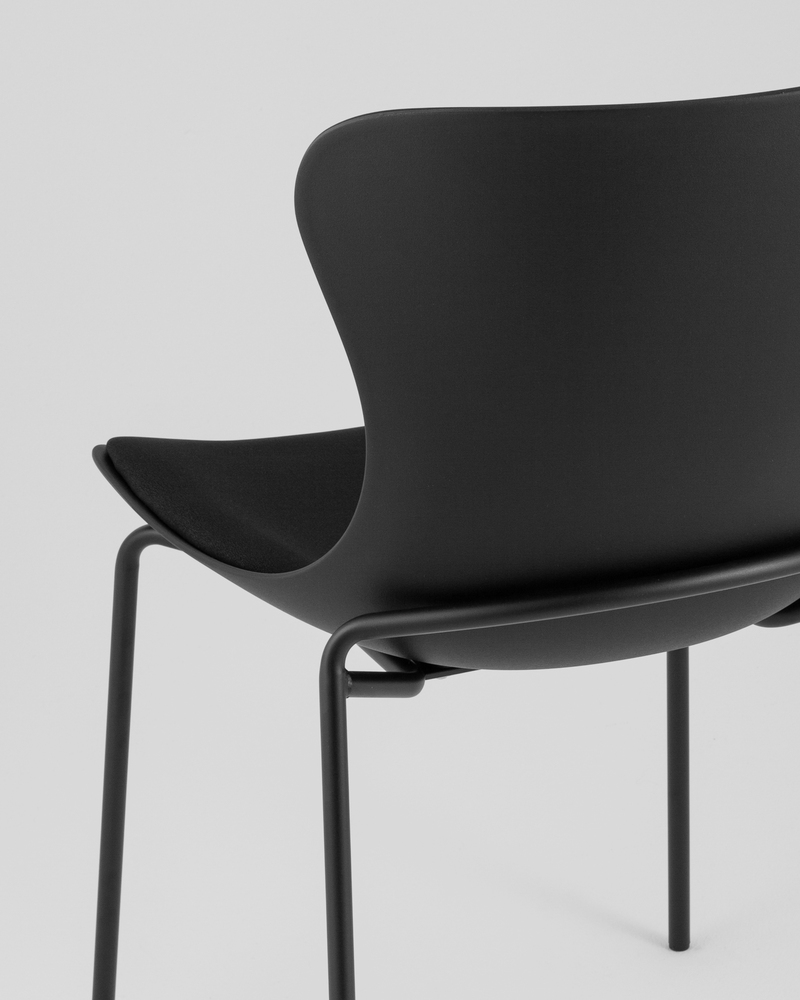 Стул с подушкой