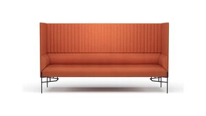 Диван трехместный с высокой спинкой