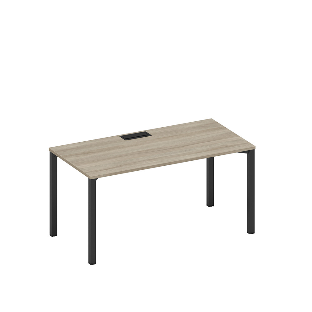 Стол письменный на металлокаркасе, столешница с заглушкой