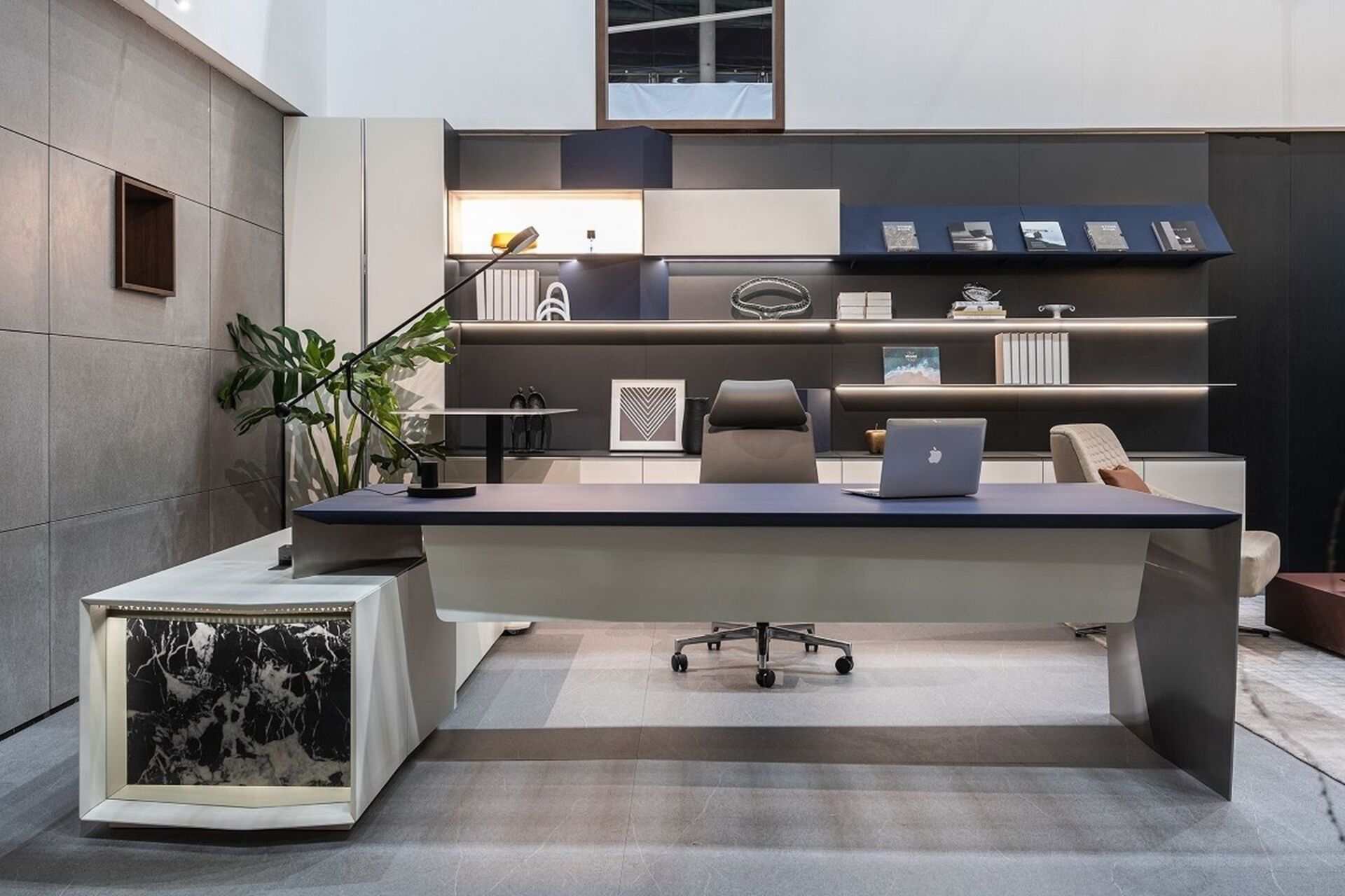 Кабинет руководителя Exupery видео.