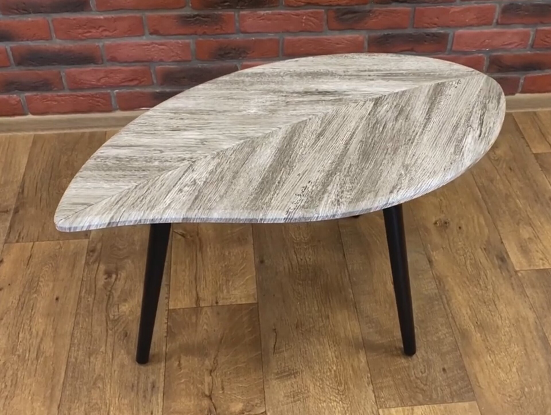 Стол журнальный видео.